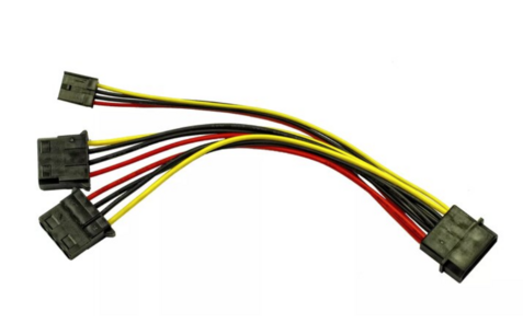 Inter-Tech Voedingsadapter – 1x Molex naar 2x Molex + 1x Floppy (15cm) Inter-Tech Voedingsadapter – 1x Molex naar 2x Molex + 1x Floppy (15cm)